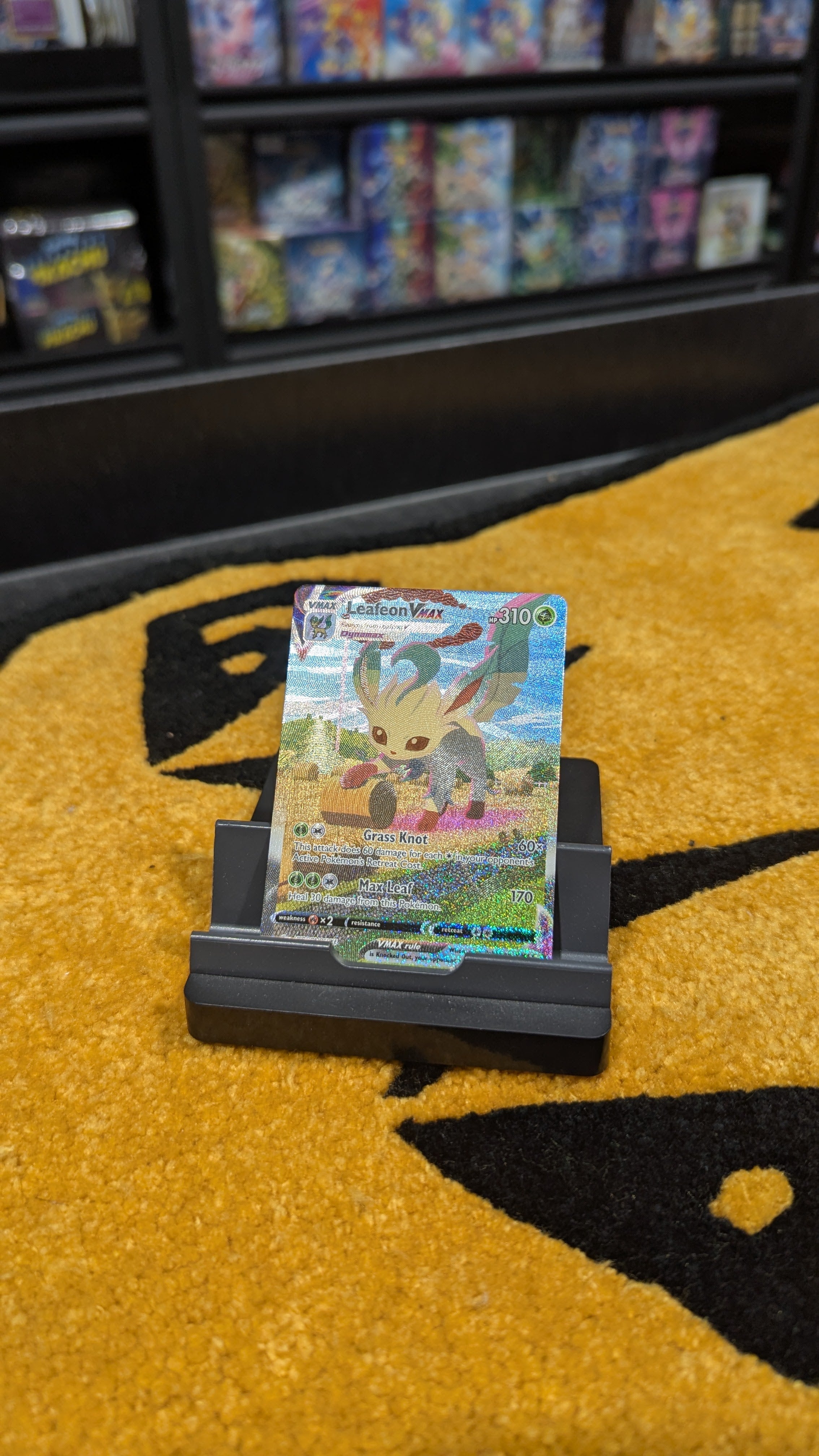 Leafeon VMAX (Alternate Art Secret) (205/203) - SWSH07 Evolving Skies Holofoil