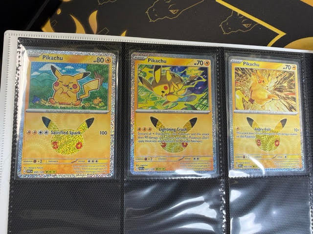 Master Set Pikachu 30th Celebrations